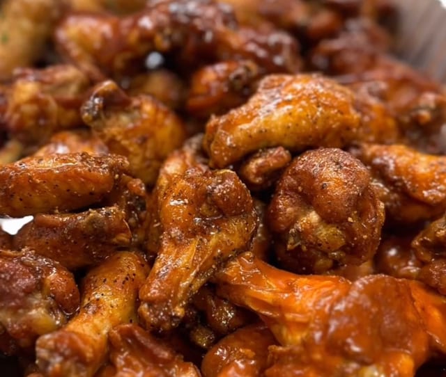 Bone-In Wings Combo.